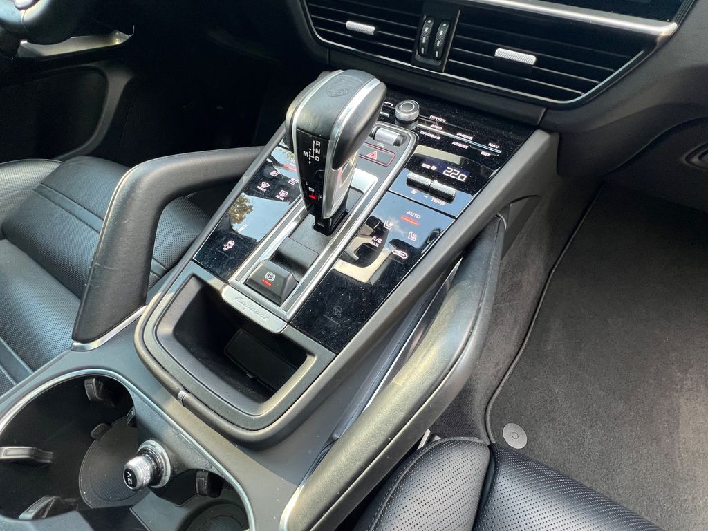 Porsche Cayenne 2019