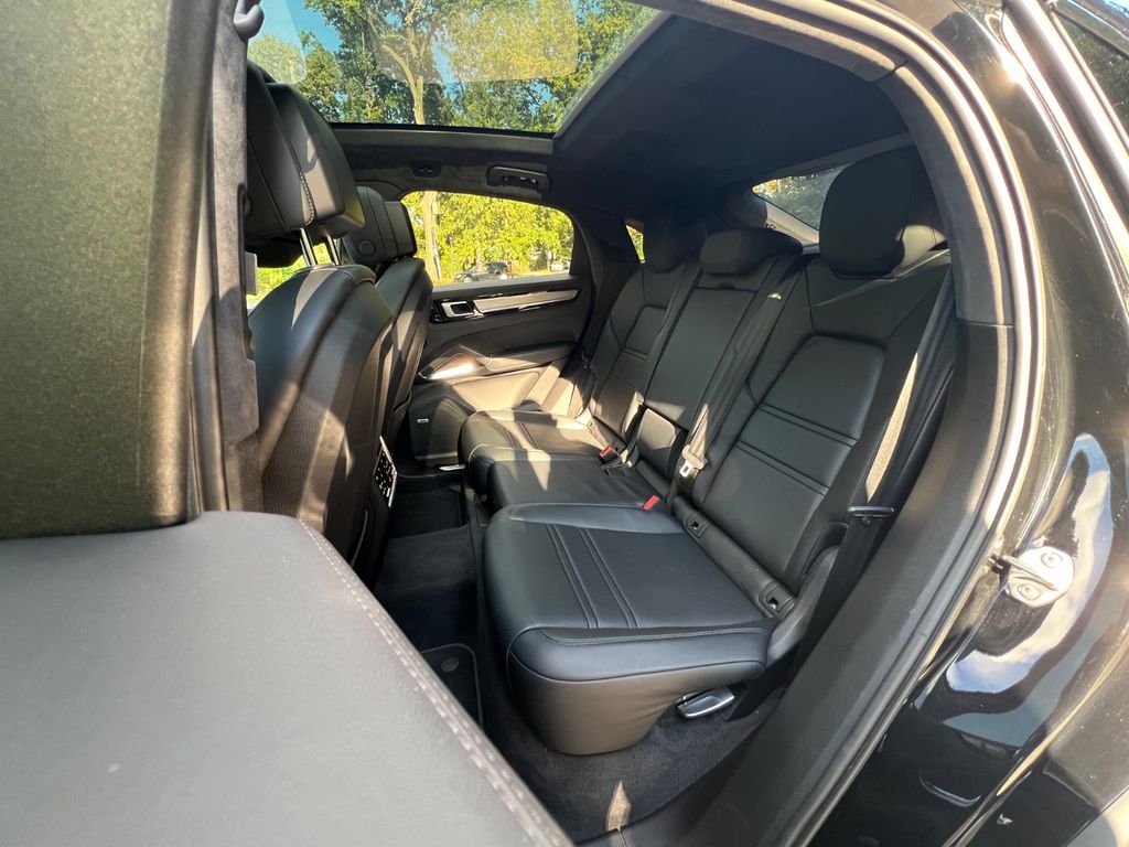 Porsche Cayenne 2019