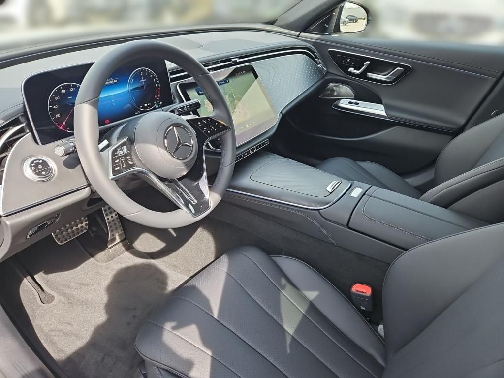 Mercedes-Benz E 300 2025
