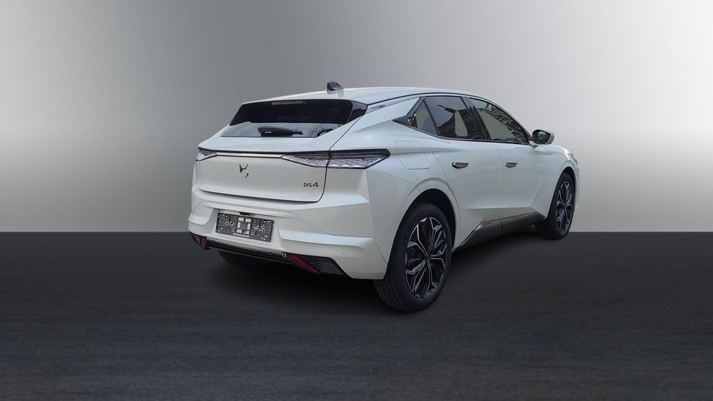 DS Automobiles DS4 2025