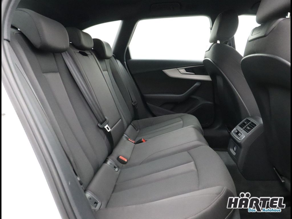 Audi A4 2024