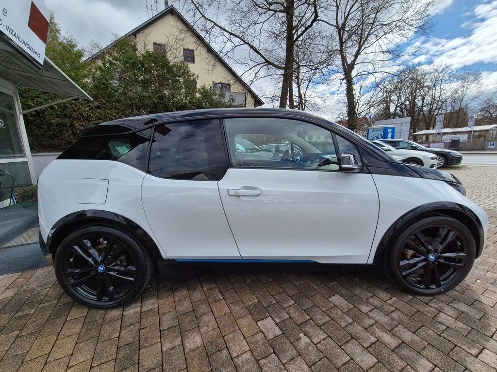 BMW i3 2022
