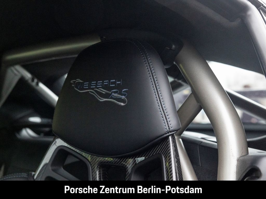 Porsche Cayman 2025