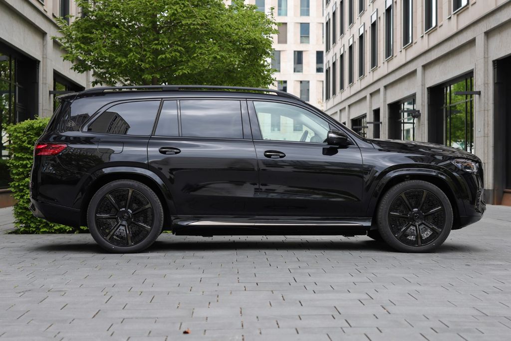 Mercedes-Benz GLS 600