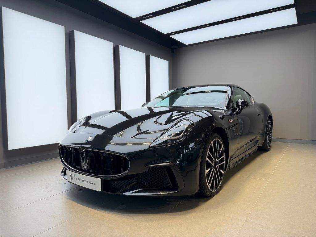 Maserati Granturismo 2023