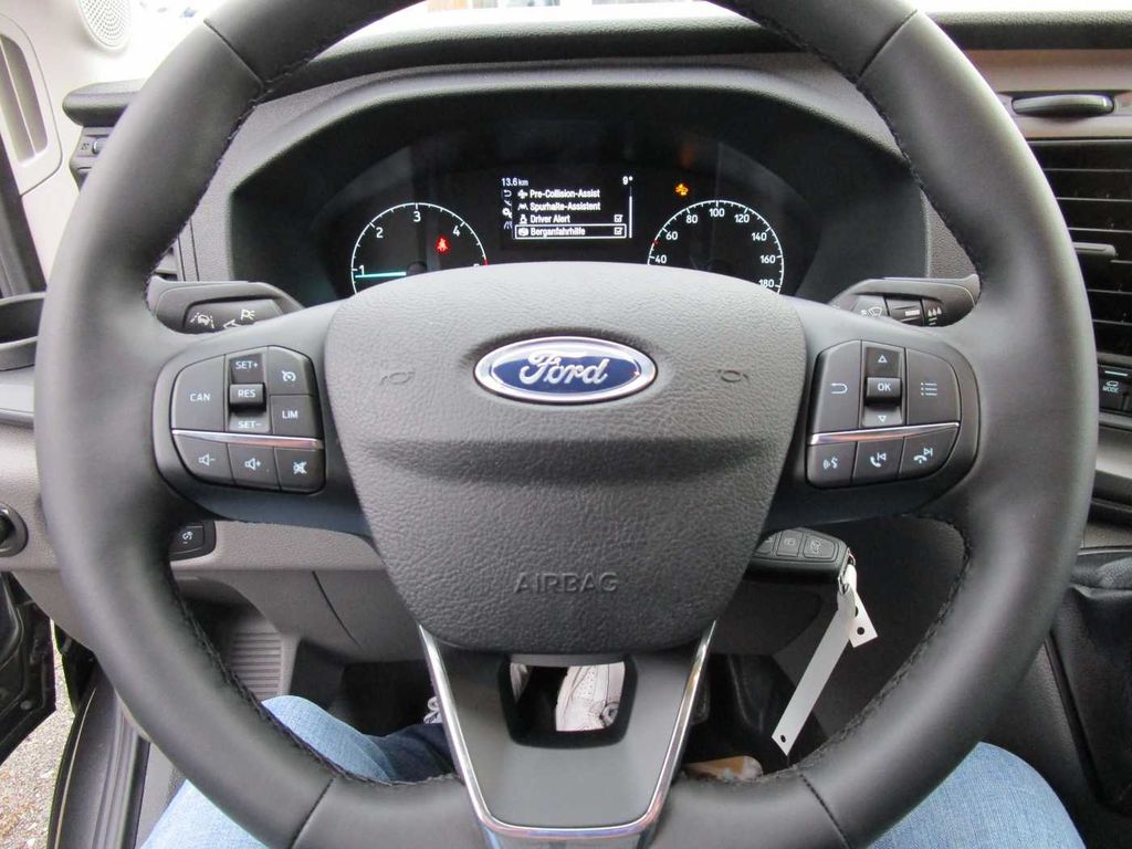 Ford Transit 2024