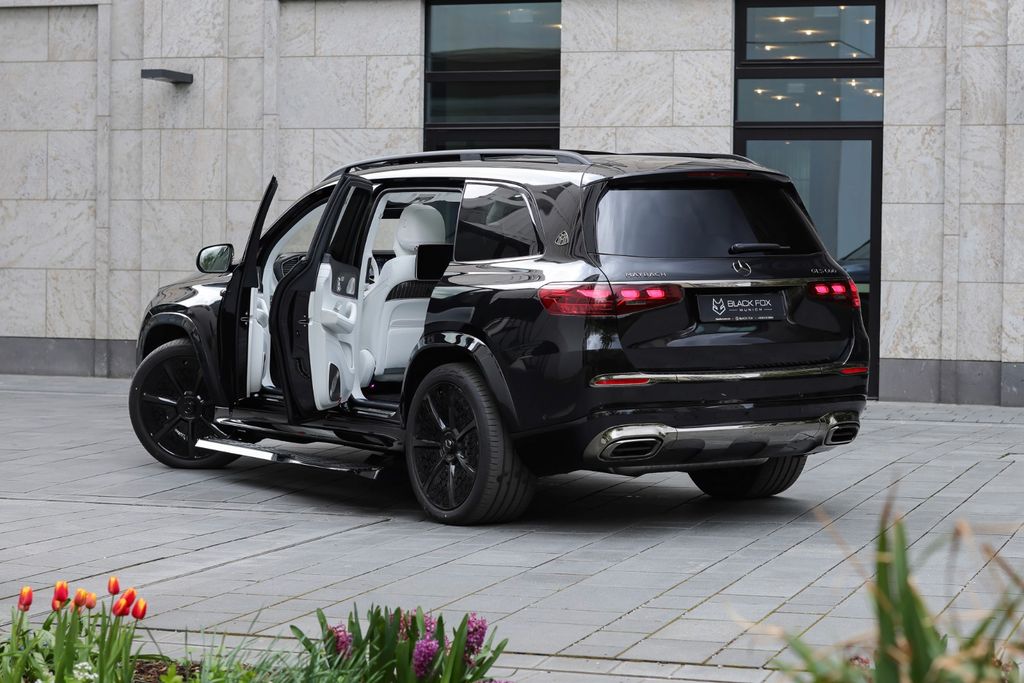 Mercedes-Benz GLS 600