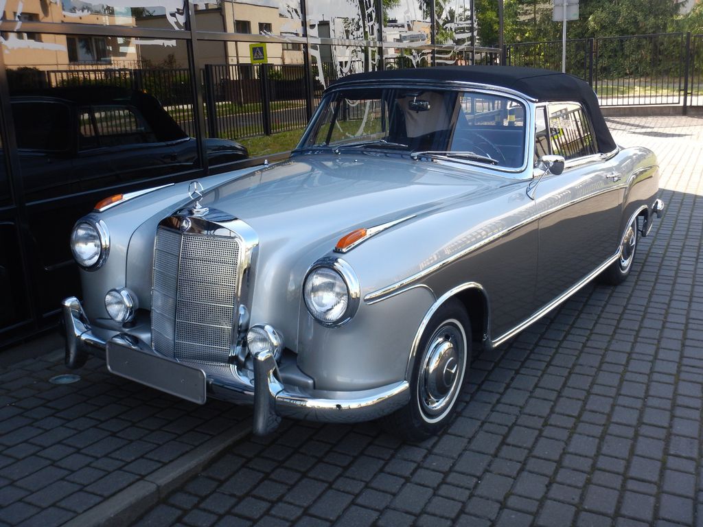 Mercedes-Benz 220 1960
