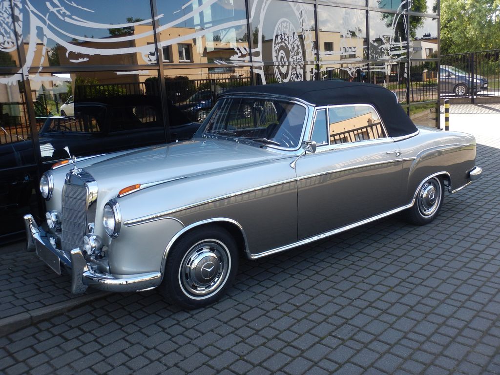 Mercedes-Benz 220 1960