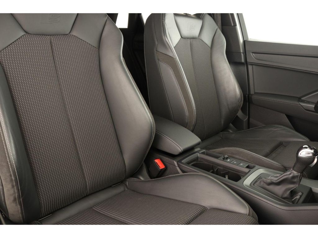 Audi Q3 2021