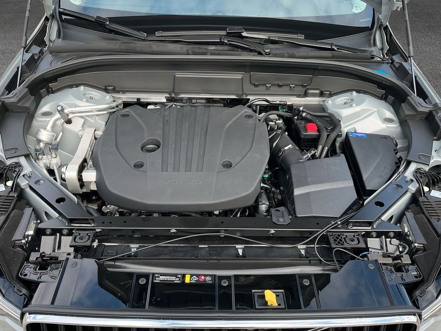 Volvo XC60 2025