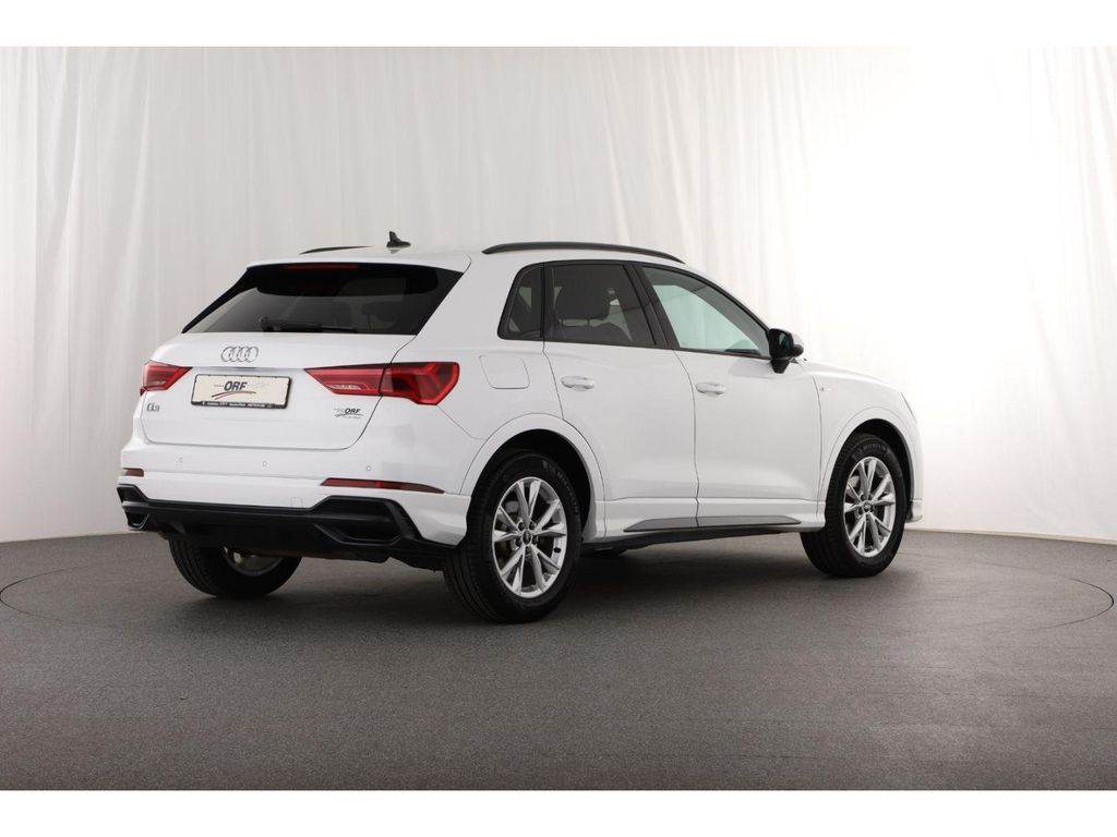 Audi Q3 2021