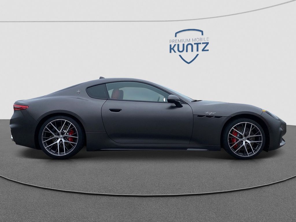 Maserati Granturismo 2025