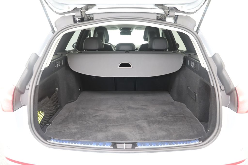 Mercedes-Benz C 220 2024