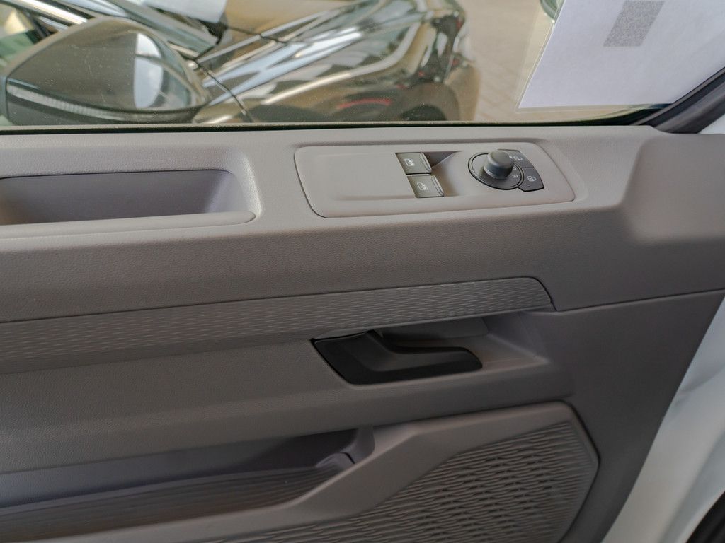 Volkswagen T7 Transporter