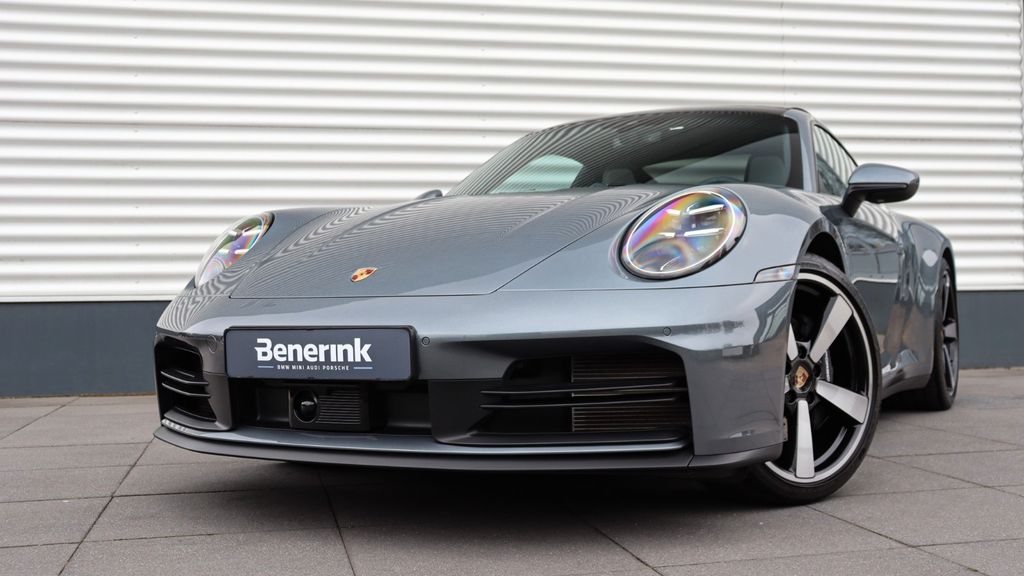 Porsche 992 2024