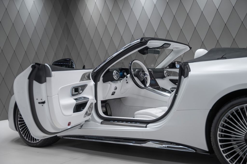 Mercedes-Benz SL 680 2025