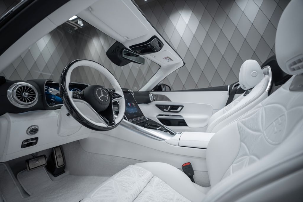 Mercedes-Benz SL 680 2025