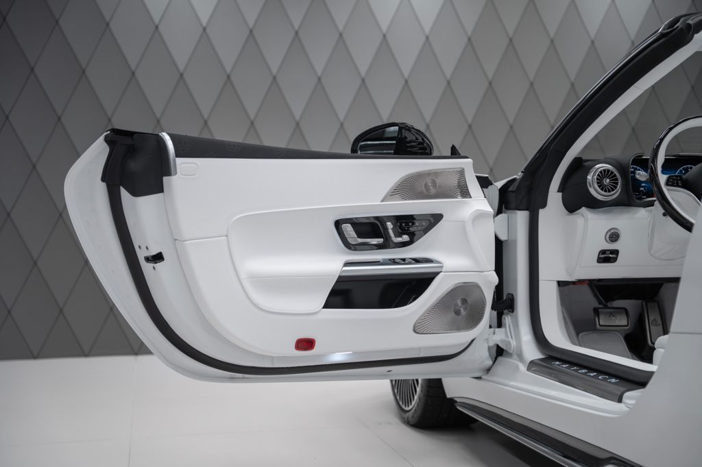 Mercedes-Benz SL 680 2025