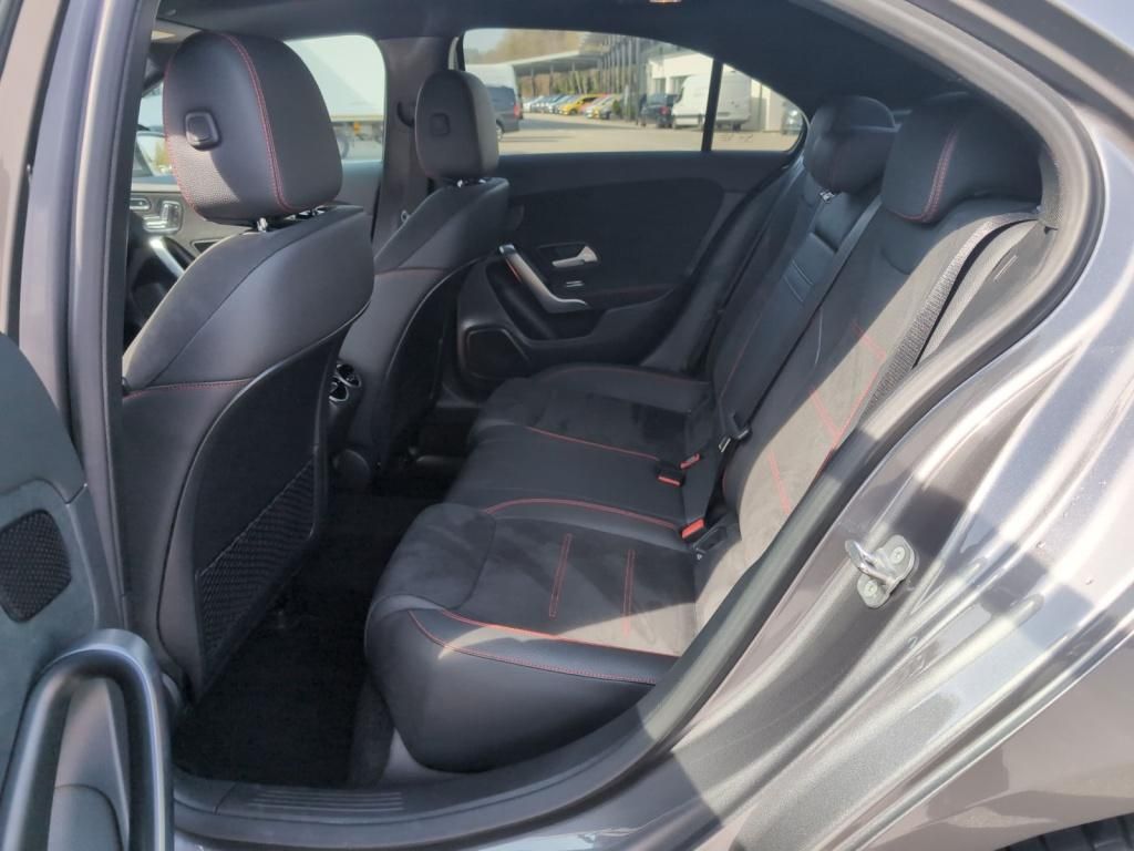 Mercedes-Benz A 250 2024