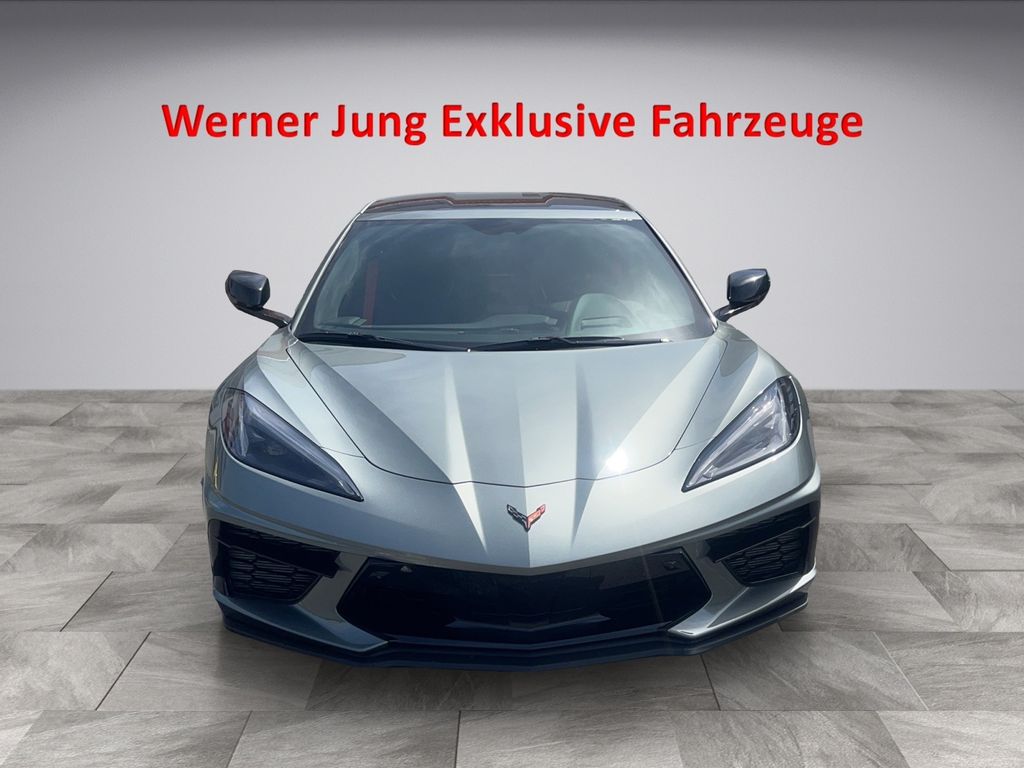 Corvette C8