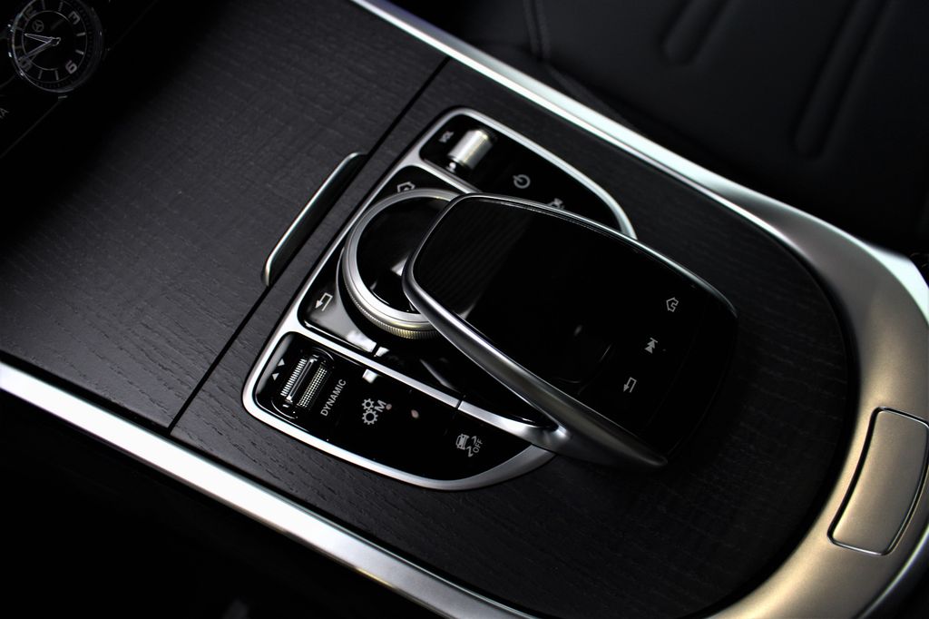 Mercedes-Benz G 400 2022