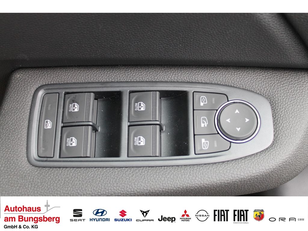 Mitsubishi Colt 2025