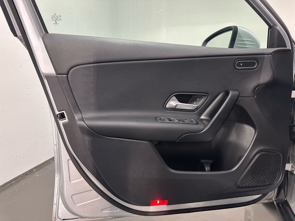 Mercedes-Benz A 200 2022