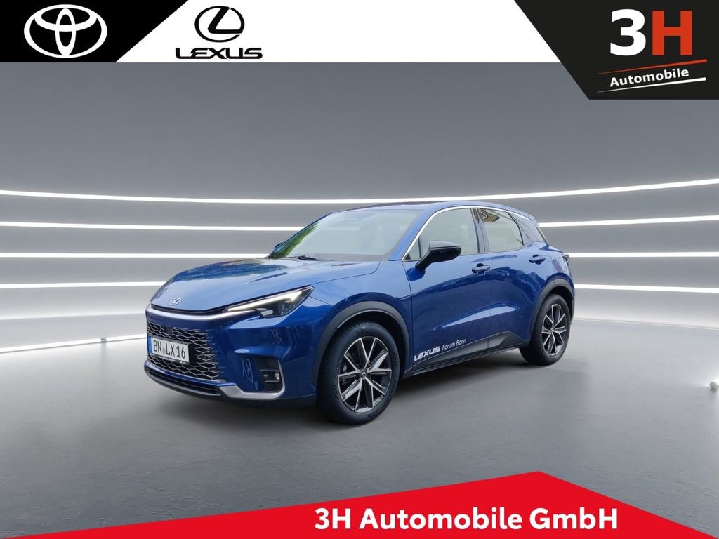 Lexus LBX 2024