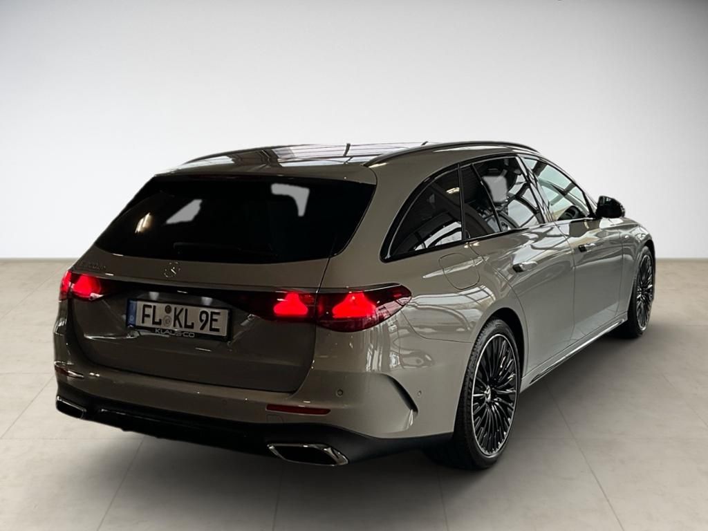 Mercedes-Benz E 300 2025