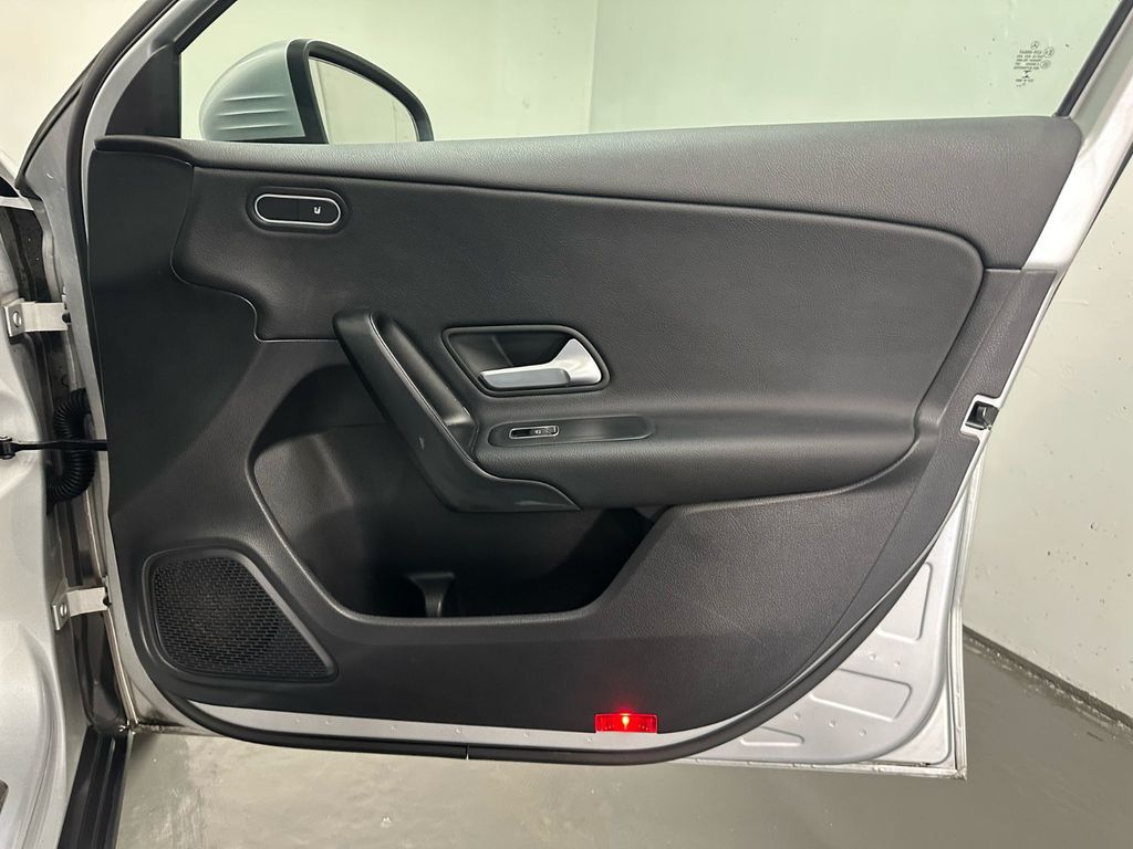 Mercedes-Benz A 200 2022
