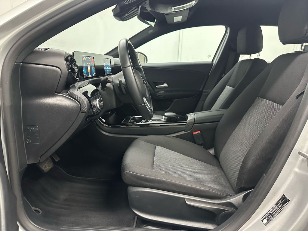 Mercedes-Benz A 200 2022
