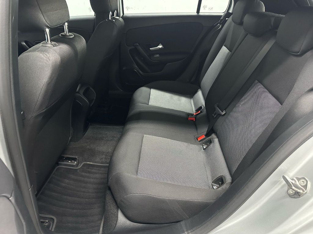 Mercedes-Benz A 200 2022