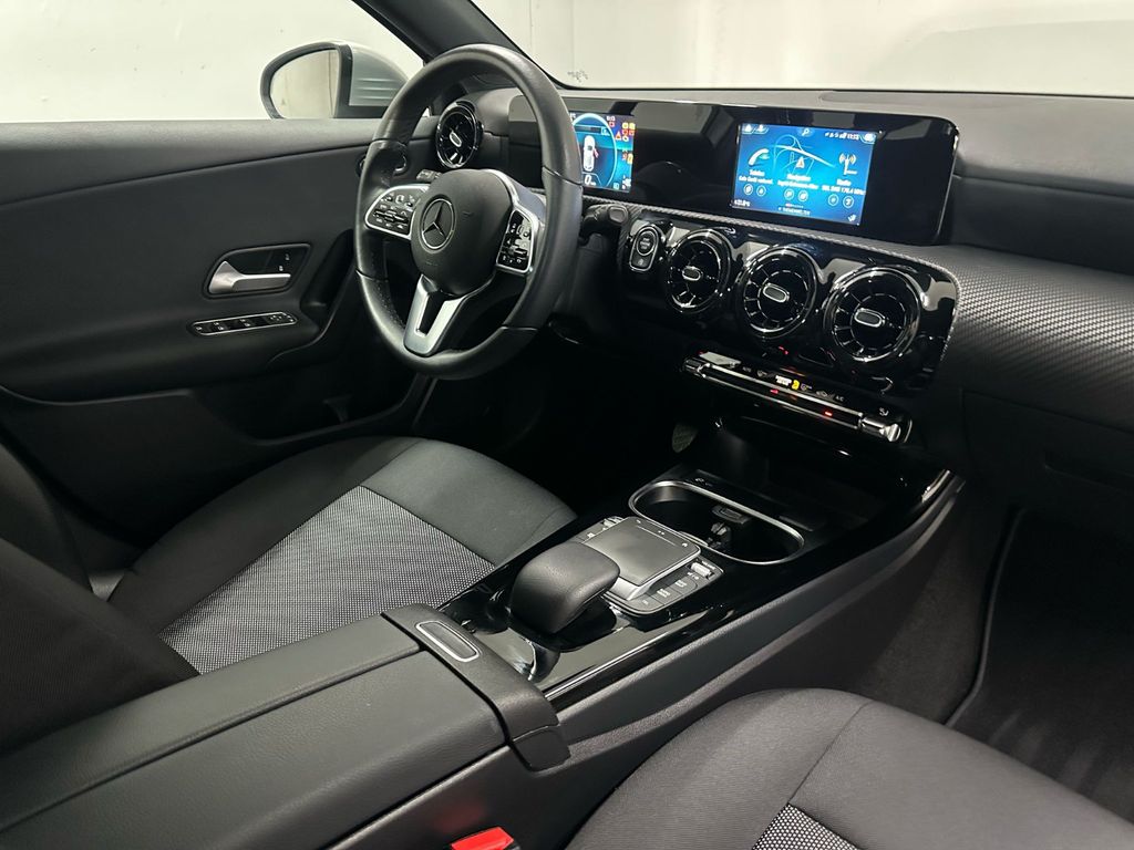 Mercedes-Benz A 200 2022