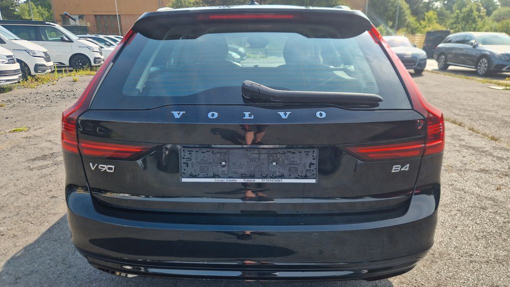 Volvo V90 2021