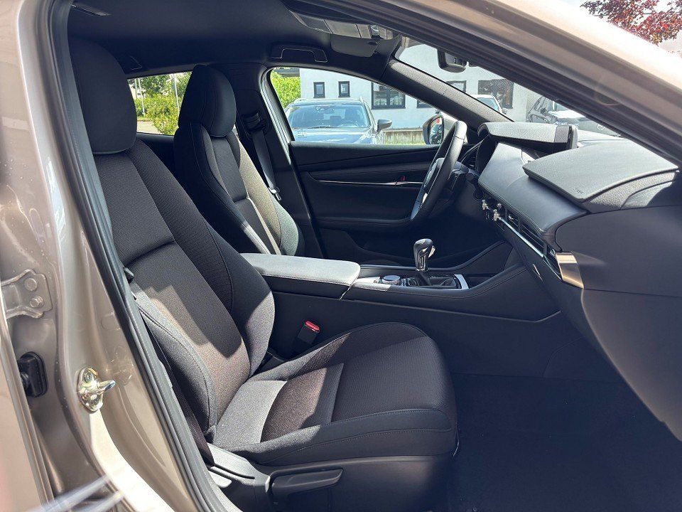 Mazda 3 2025