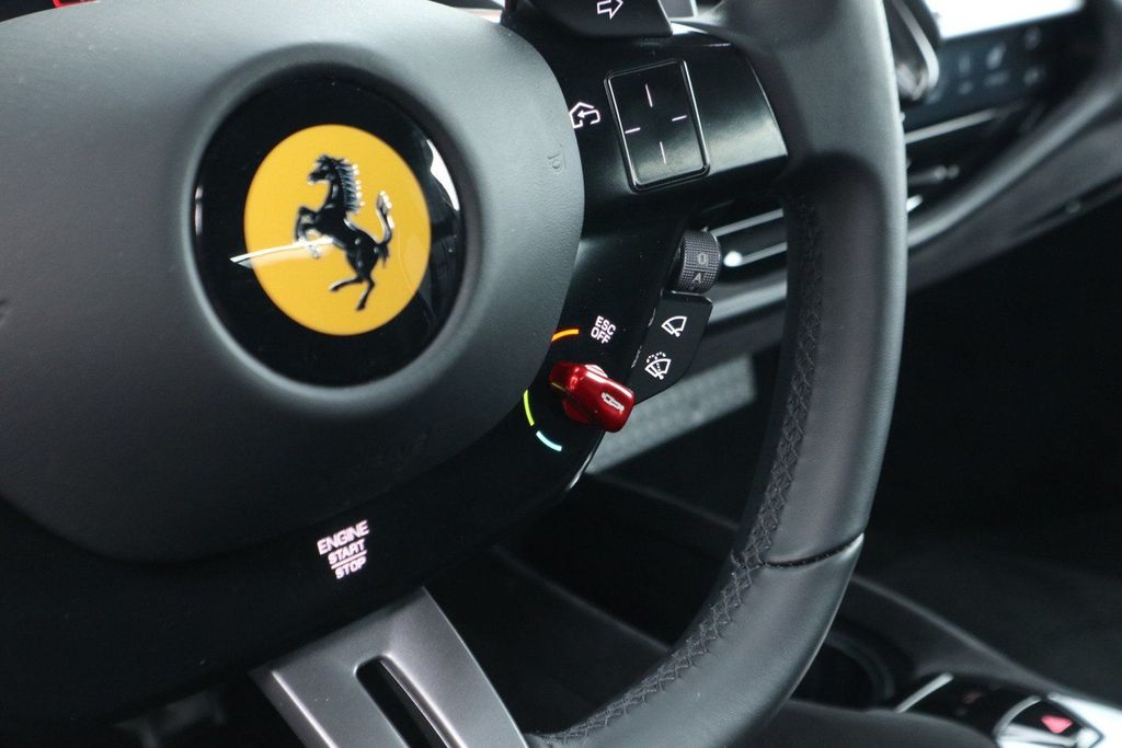 Ferrari SF90 2024