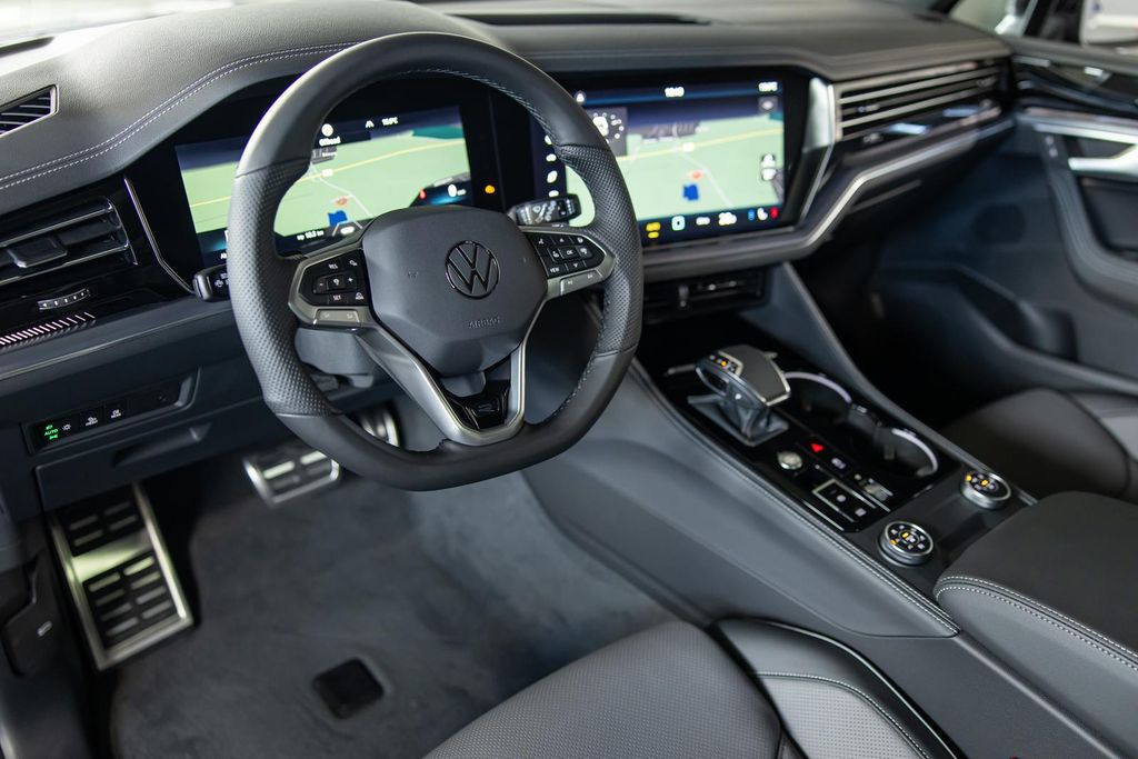 Volkswagen Touareg 2025