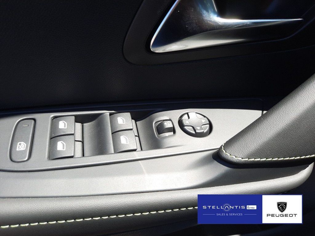 Peugeot 208 2025