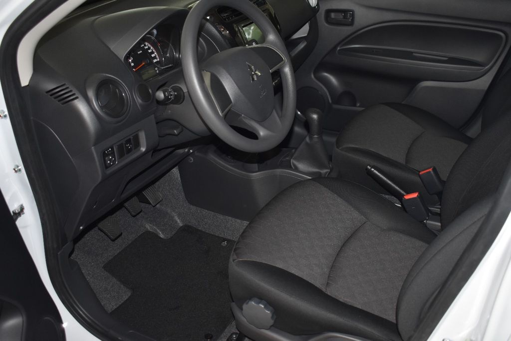 Mitsubishi Space Star 2025