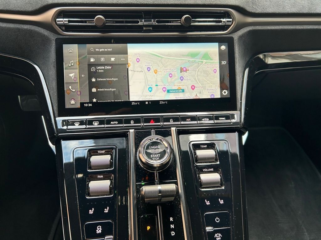 Aston Martin V8 Vantage 2024