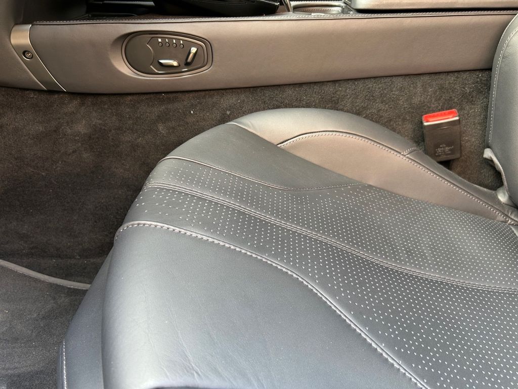 Aston Martin V8 Vantage 2024