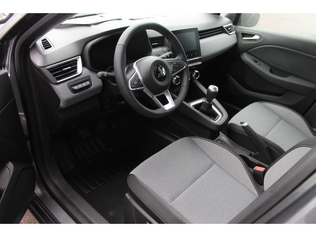 Mitsubishi Colt 2025