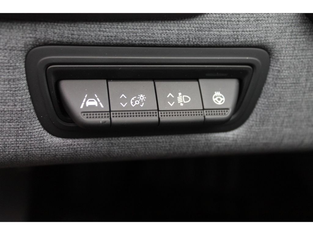 Mitsubishi Colt 2025