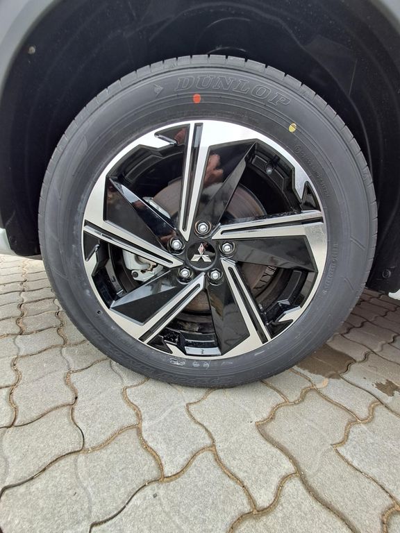 Mitsubishi Eclipse Cross 2024