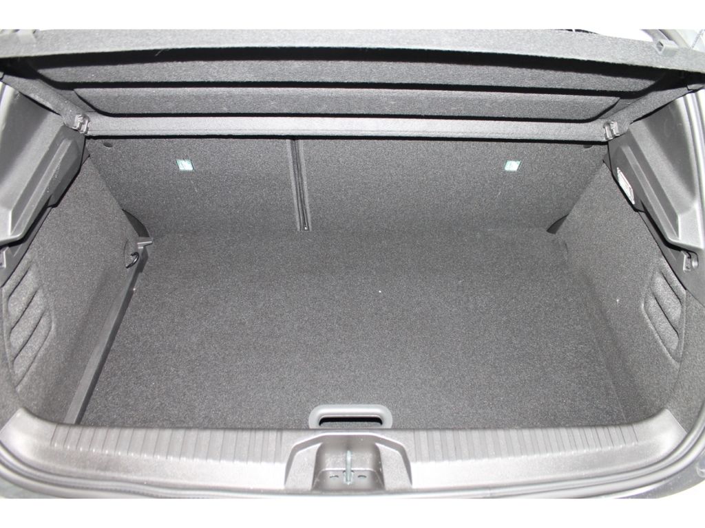 Mitsubishi Colt 2025