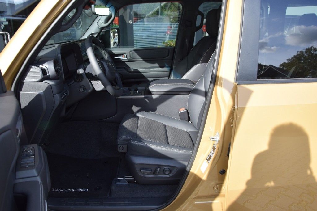 Toyota Land Cruiser 2024