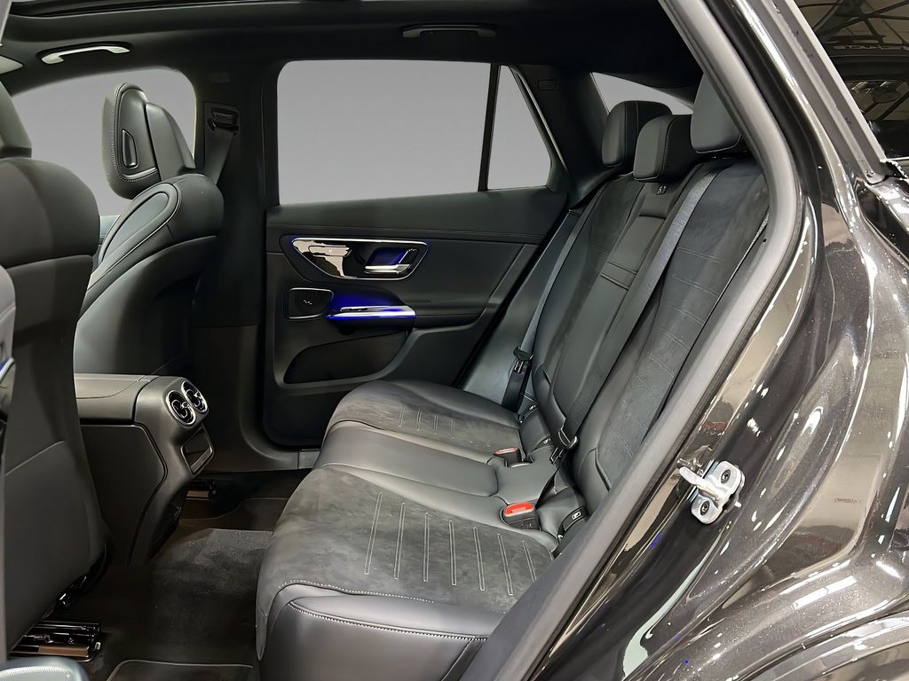 Mercedes-Benz GLC 300 2025