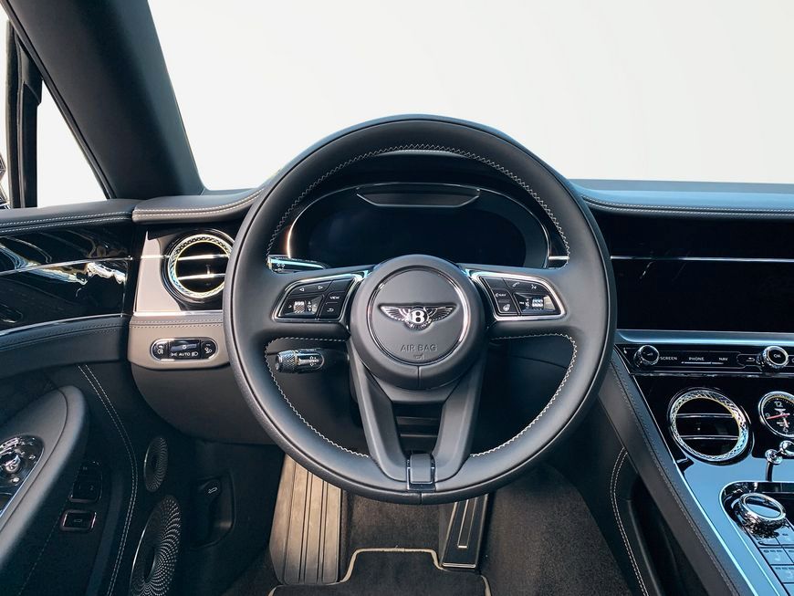 Bentley Continental GTC 2024