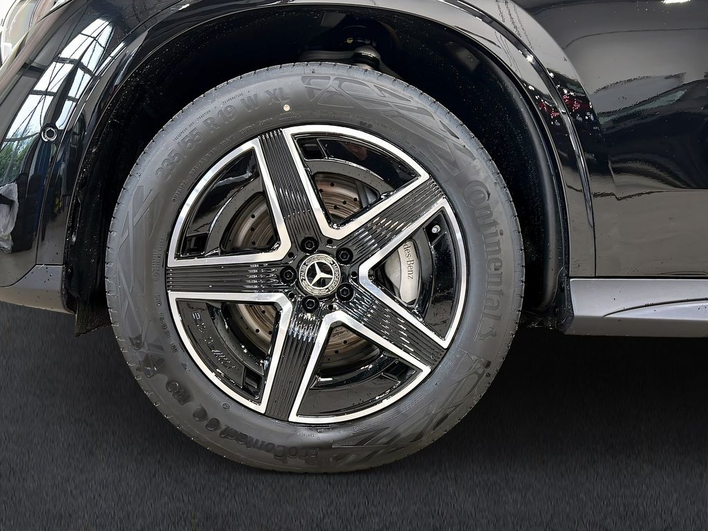 Mercedes-Benz GLC 300 2025